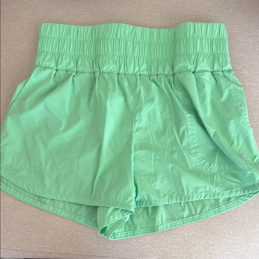 JoyLab Bright Green Athletic Shorts High Rise, pockets and liner